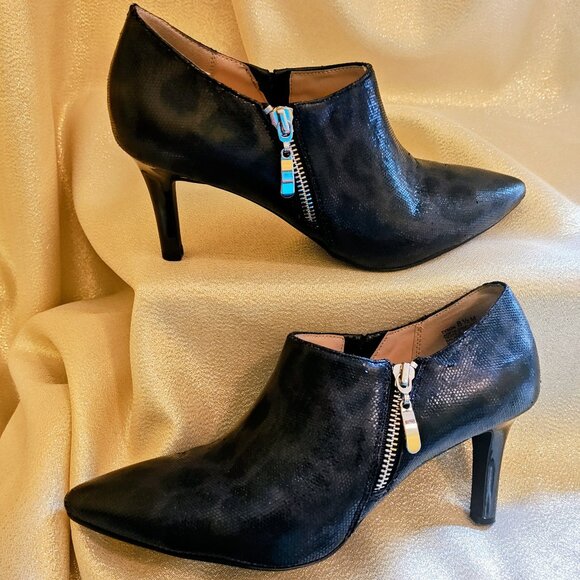 Women's Black Leopard Bootie - Picture 1 of 4